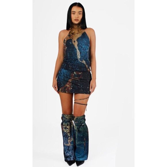 Tora-Lily Leg Warmers in Petrol - Picture 2 of 11